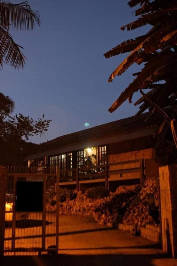 Gajah Hotel Joinville Exterior photo