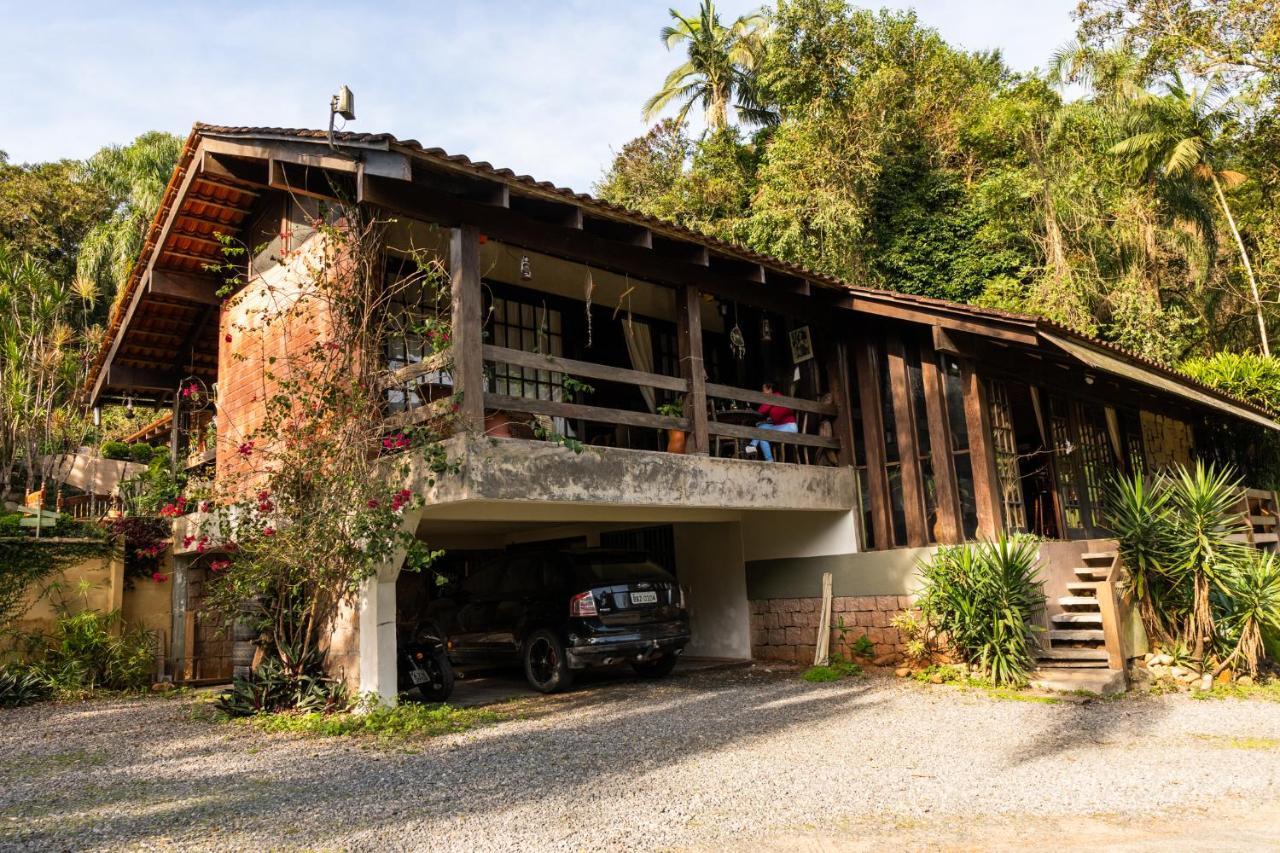 Gajah Hotel Joinville Exterior photo