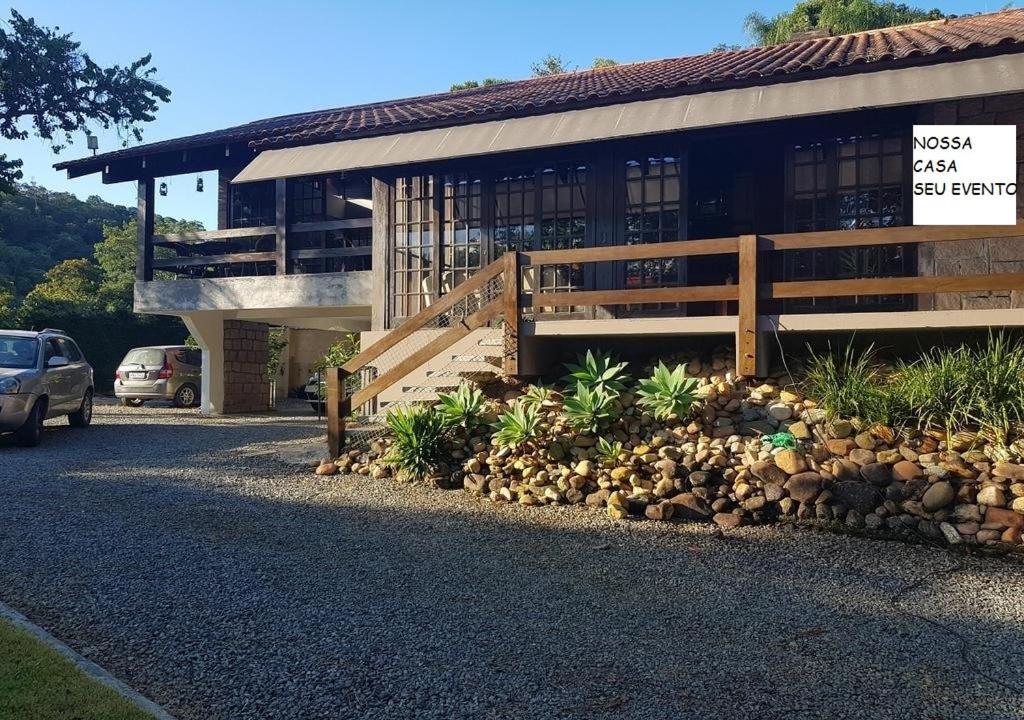 Gajah Hotel Joinville Exterior photo